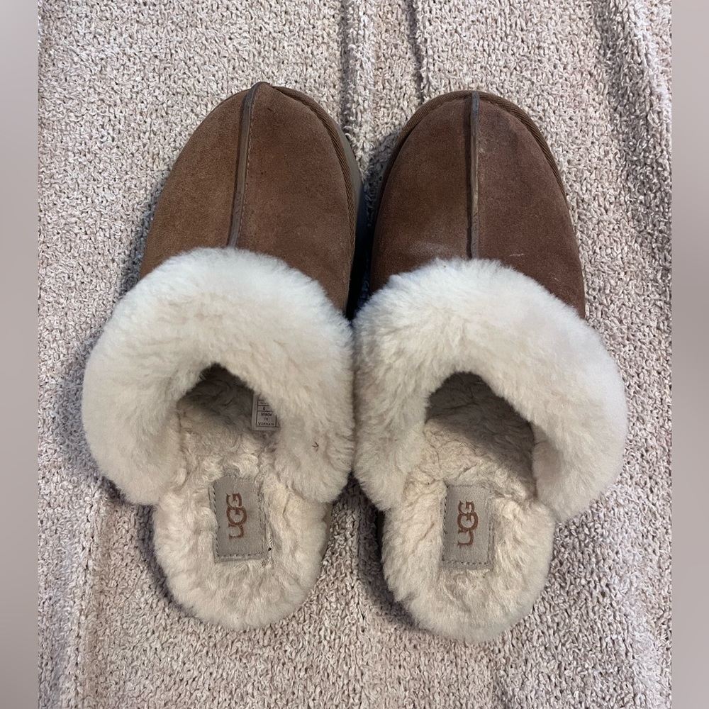 Platform Ugg slippers